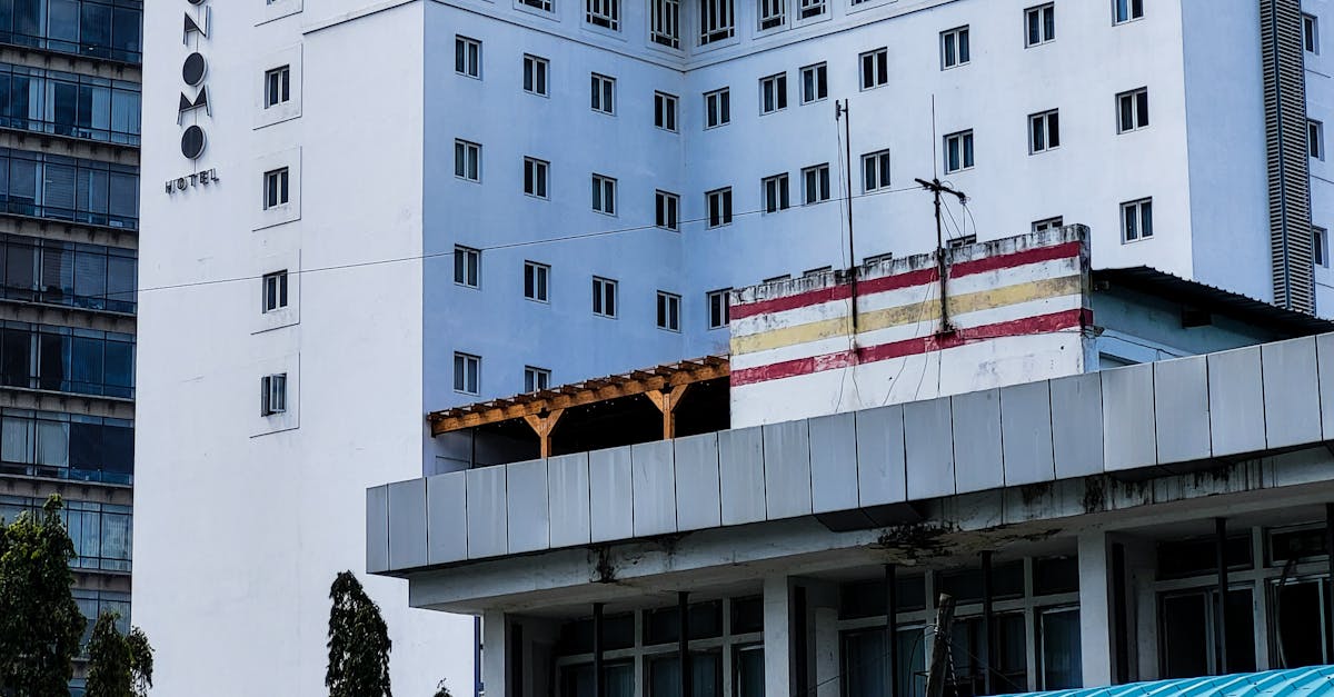 What is the current system of international finance?