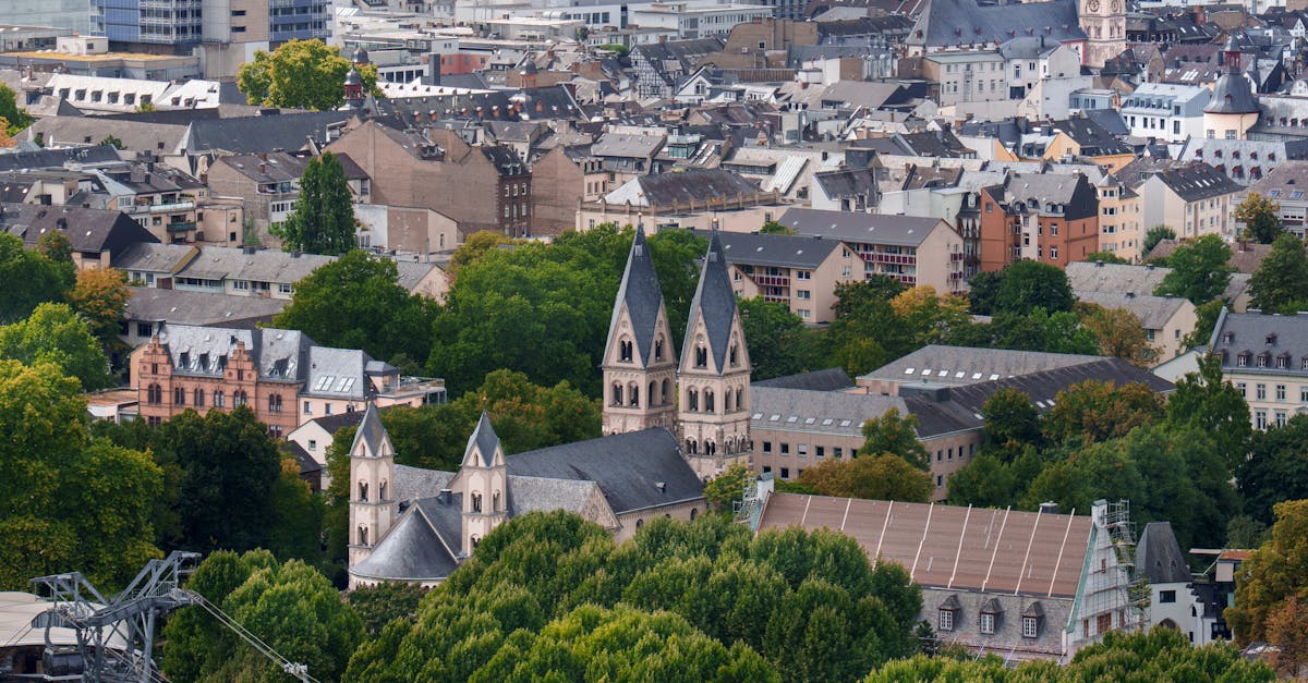 Which are the key fundamentals of international finance?